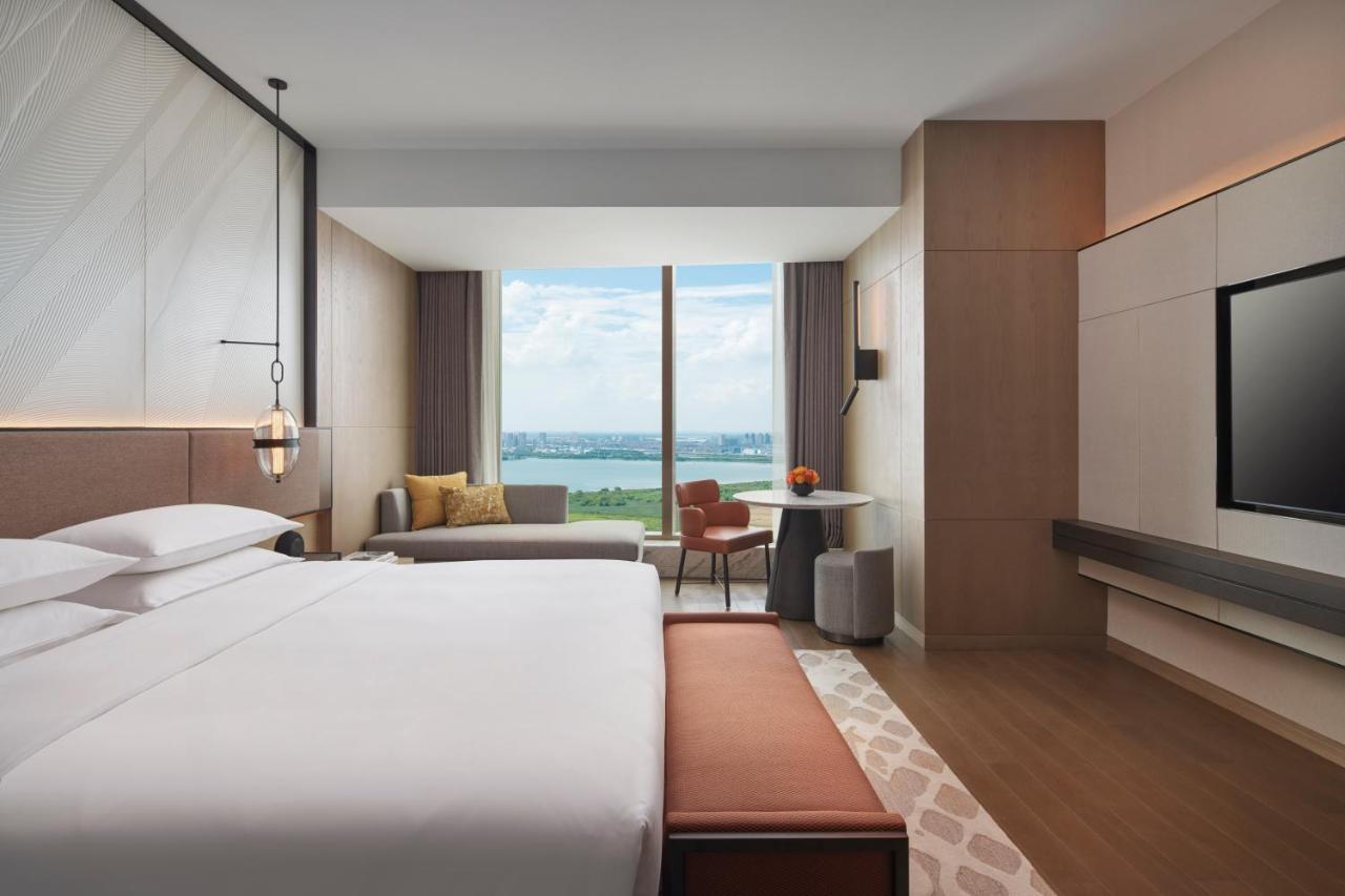 Hyatt Regency Changshu Kuncheng Lake Exterior photo